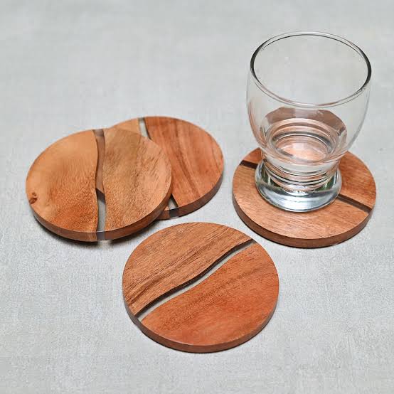 Epoxy Minimal Round Wooden Coaster Set | Mahogany Wood